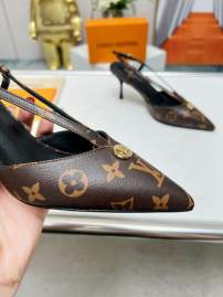 Picture of Louis Vuitton Shoes _SKULVsz35-417cmmnf032313545